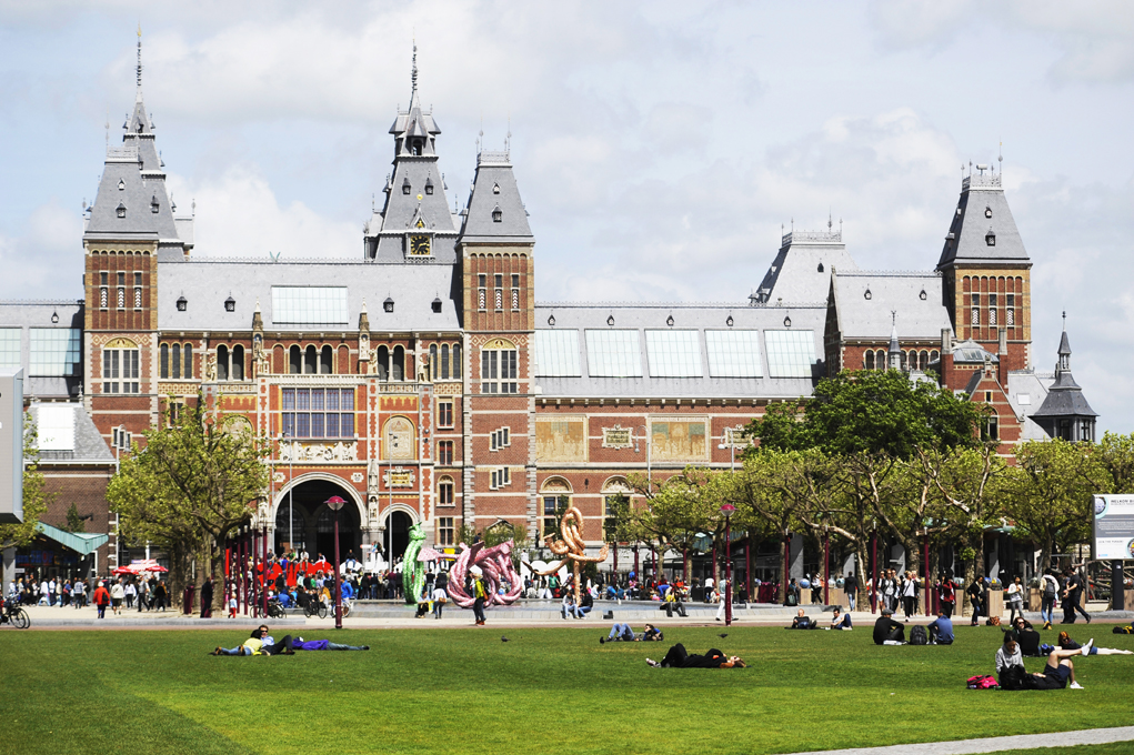 Benvenuti ad Amsterdam, tra storia, arte e relax. Cosa vedere e cosa fare in città