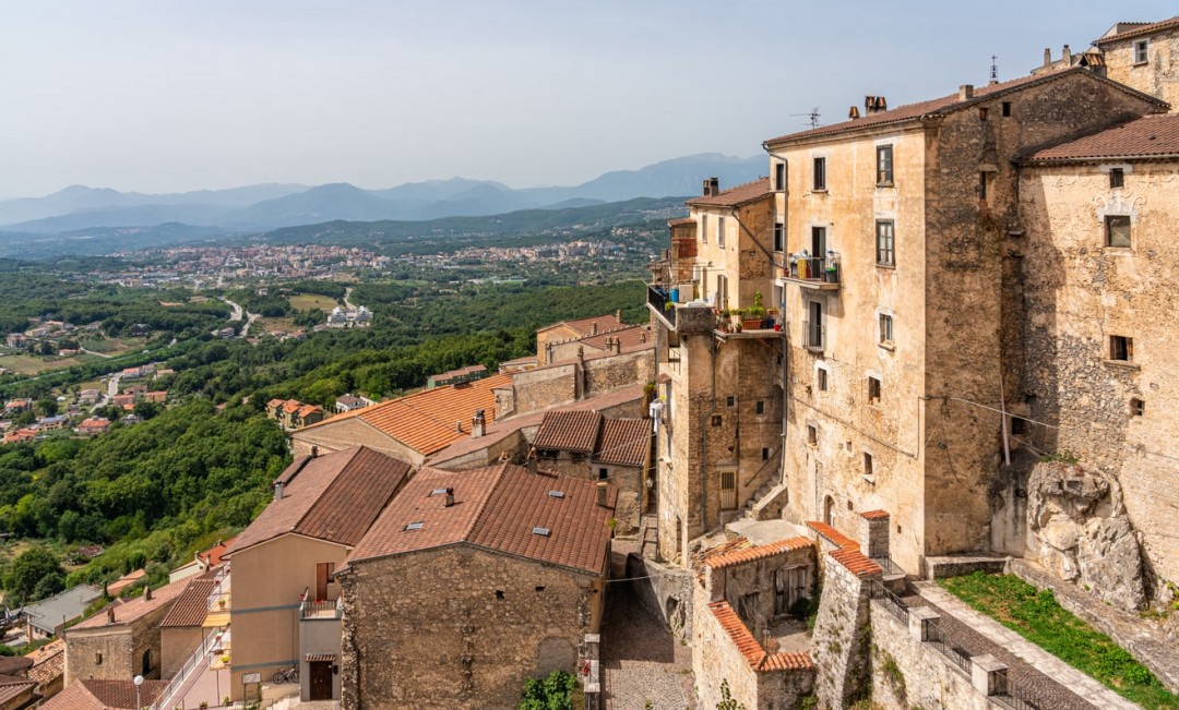Cosa vedere e cosa fare a Isernia, tra chiese, musei, escursioni nei dintorni