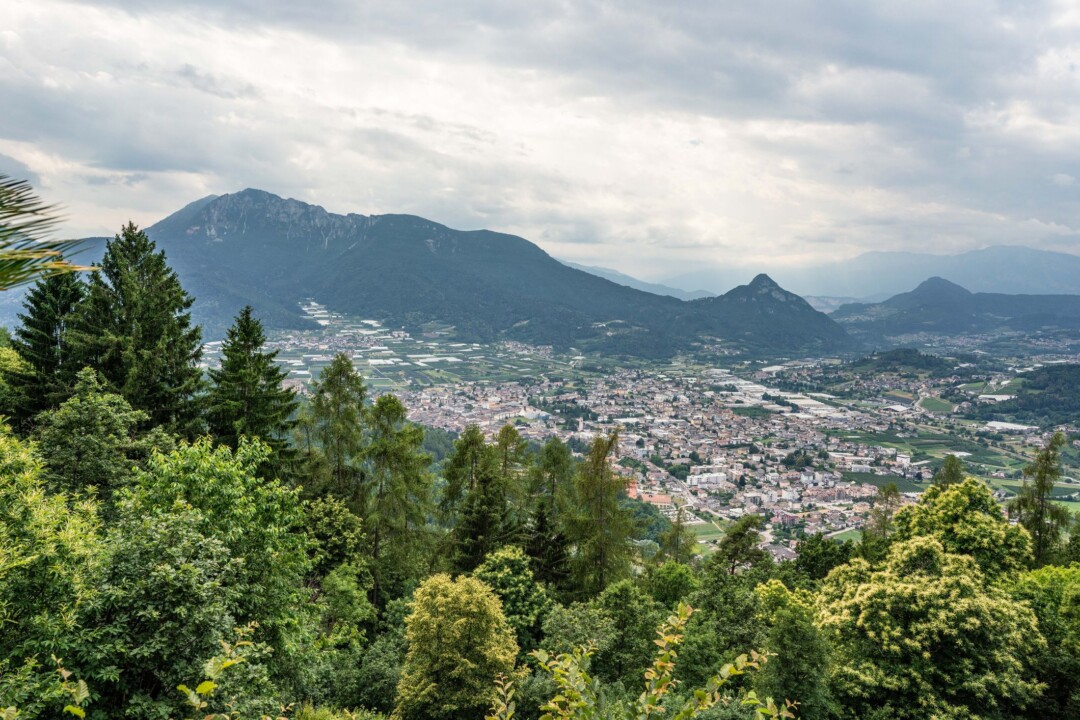 Pergine Valsugana, il borgo tra due laghi ai piedi del Lagorai