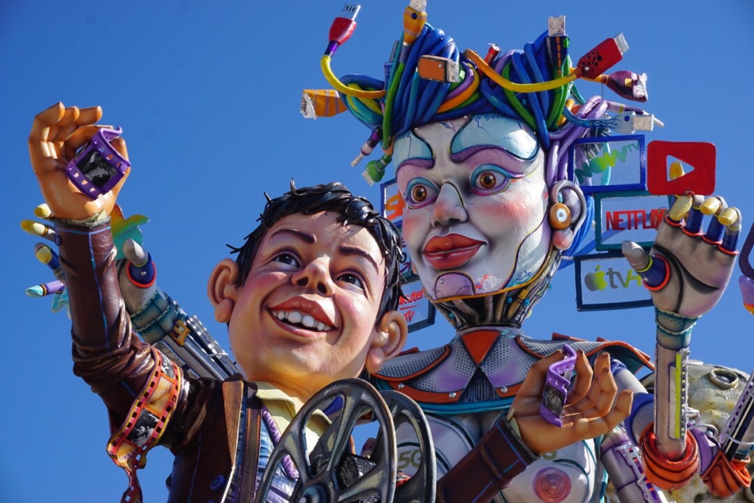 Sciacca, cosa vedere: il mare, la costa, il carnevale