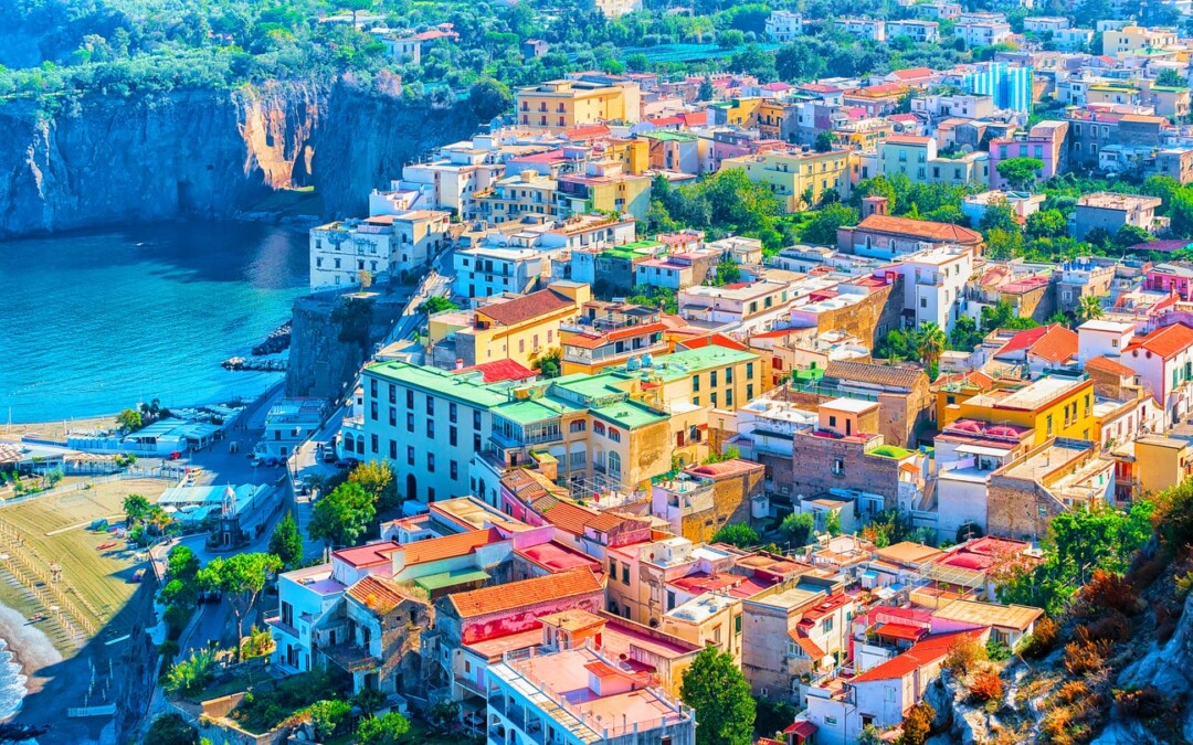 Sorrento: mare, storia, profumo di limoni